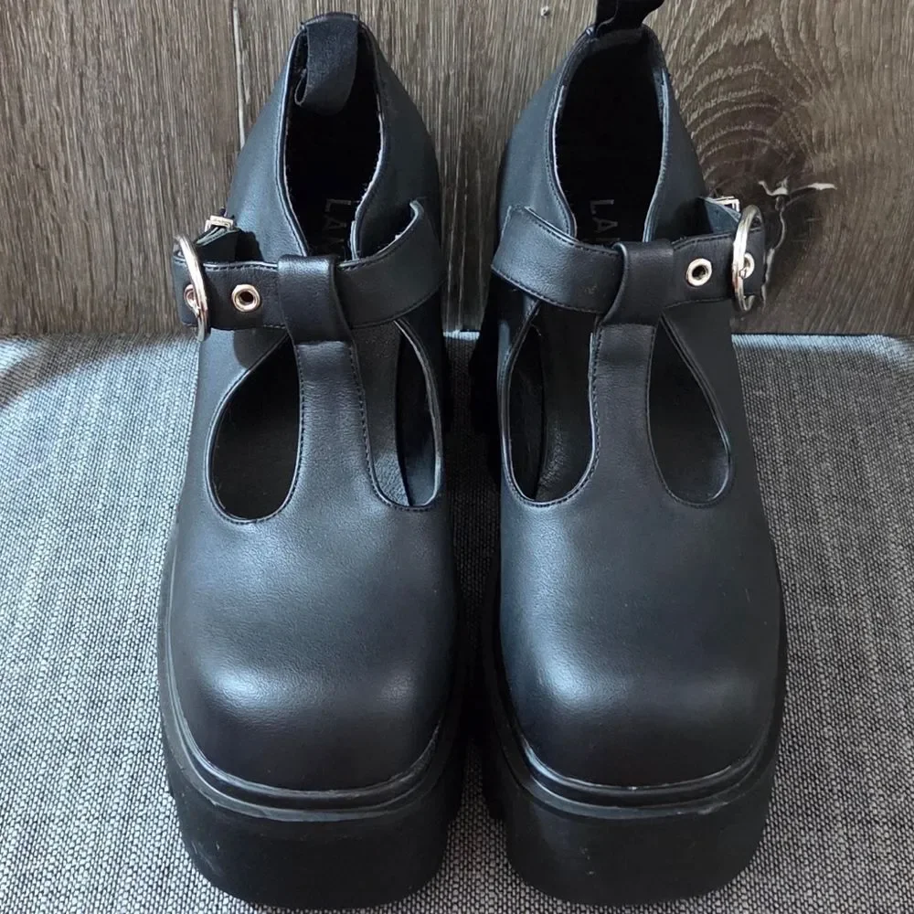 LaModa Raven Answer Me Platform Mary Janes Size 5